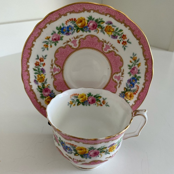 Rare Vtg Crown Staffordshire Bone China Teacup and Saucer Pink and Floral Sprays - Picture 2 of 8